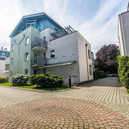 Victus Cozy With Underground Parking By Renters Sopot